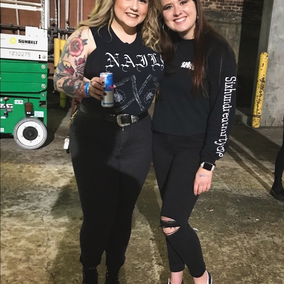 Meet your Posher, Paige - Picture 7 of 8